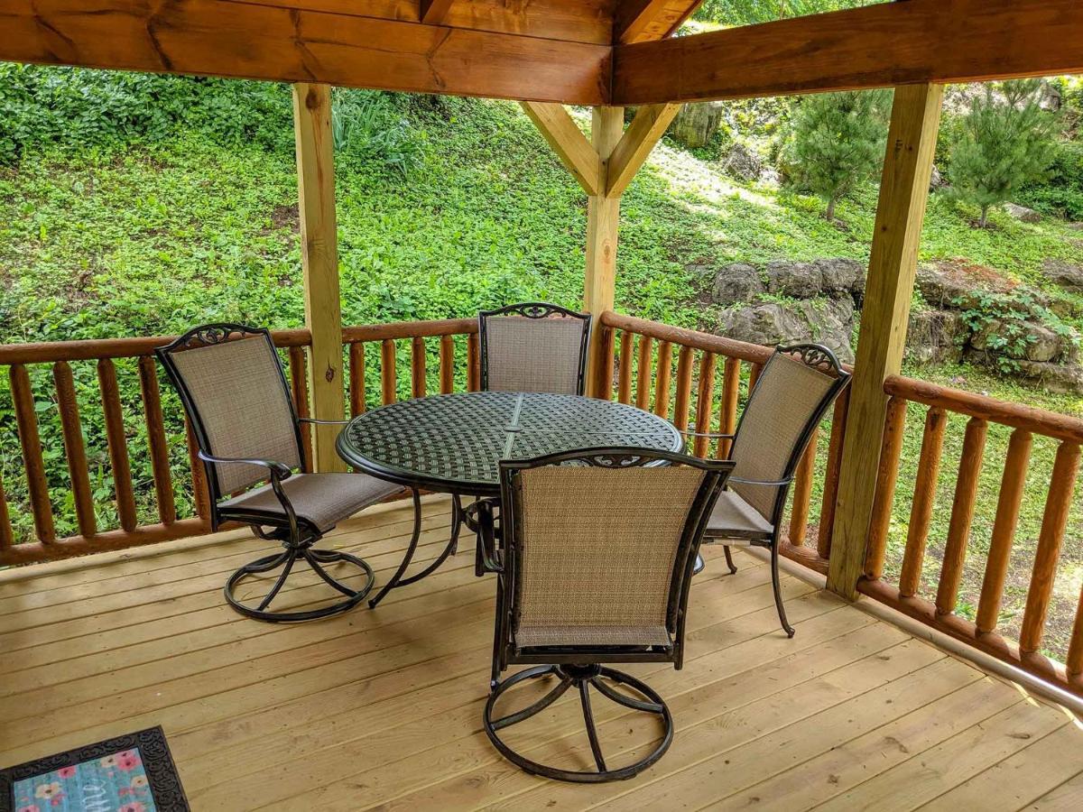 Elise Cabin Forest Retreat 5 Mins To Downtown Chattanooga Exterior foto